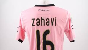Hnl i više od 5000 natjecanja u preko 30 sportova diljem svijeta) na rezultati.com stranici! Zahavi Palermo Shirt Issued Worn Serie A 2011 2012 Charitystars