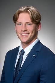 Benjamin Peckham's Instagram, Twitter & Facebook