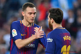 Vermaelen debuteerde in 2006 in het belgisch voetbalelftal. Thomas Vermaelen Zou In De Belangstelling Van Ajax Staan Transfernieuws Voetbalkrant Com