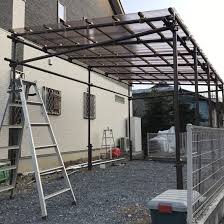 思いつきで作った単管パイプの車庫ですが 思ったより費用が掛かった気がするのでまとめてみました これから予定している壁などを含まない 上の写真の状態までの金額です 資材 単管パイプ５ｍ 2 180円 ６本 13 080円 ３ｍ 1 28 カーポート diy 単管