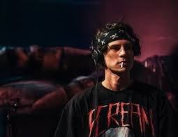 Ltd edition pink vinyl grimes miss anthropocene 4ad logo media empire logo. Dj Und Grimes Produzent I O Ist Tot Todesursache Unklar