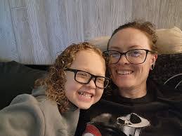 Connie Hammes's Instagram, Twitter & Facebook