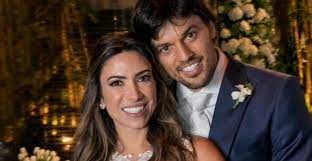 O filho mais velho do casal, pedro, de cinco anos. Patricia Abravanel Fala Sobre Casamento Com O Maridao Fabio Faria Dei O Golpe Da Barriga