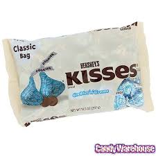 hershey s kisses blue foiled cookies n creme candy 60 piece bag bolsas de dulces kisses de chocolate caramelo de chocolate