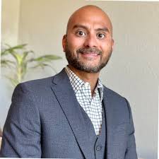 After so many ups and downs during this career searching process, I've  found my new home! I've accepted an offer as Learning and Development  Manager at Buffalo Construction, Inc.! I'm beyond excited… |