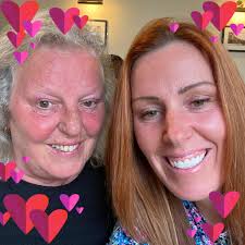 Can anyone recommend a nice hotel in New York? It's just for a 3 night stay  but ideally central or good sub links?