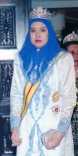 We will update permaisuri siti aishah's height, weight, body measurements. Warisan Raja Permaisuri Melayu Yam Permaisuri Hajah Siti Aishah Abdul Rahman