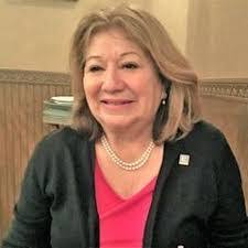 Cleo Reynolds's Instagram, Twitter & Facebook