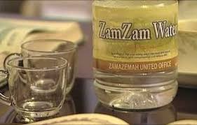 Polisi juga mengamankan 6 orang yaitu mr, ss dapatkan keuntungan maksimal dengan membeli air zamzam yang pasti asli! 3 Cara Bedakan Air Zamzam Asli Dan Palsu