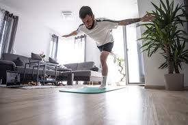 Im modernen fußball werden immer neue dinge gefordert, um mit den gegnern mithalten zu können. Ganzkorper Workout Fur Zuhause Kraftigung Stabilisation Bfv