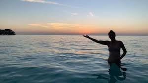 Început prost, ceea ce a dus la ieșirea din top 100 wta, el a continuat strălucitor pentru ea. Irina Begu VacanÈ›Äƒ La Ocean Fotografiile Sunt Superbe Tenis Tenis Tenis