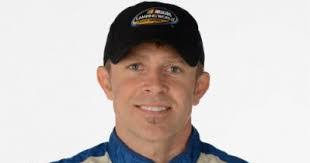 Scott Riggs's Instagram, Twitter & Facebook