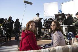 The Unbreakable Kimmy Schmidt Cast Re Team To Reflect On Season 2 Unbreakable Kimmy Schmidt Unbreakable Kimmy Schmidt Cast Kimmy Schmidt
