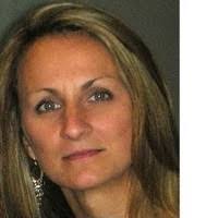 Lisa Cavell's Instagram, Twitter & Facebook