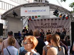 Désormais incontournable et toujours aussi conviviale, notre fête de la musique 2017 est placée sous le signe du soleil et de la bonne humeur avec en tête d'afche dans l'amphithéâtre du centre culturel, vous pourrez découvrir les élèves de nos écoles de musique mais aussi les talents locaux émergents. Fete De La Musique 2017 Hudemuhlen Heimbetriebe Gmbh