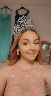 Tracey Anson's Instagram, Twitter & Facebook