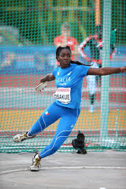 Daisy osakue (born 16 january 1996) is an italian female discus thrower who came 5th at the 2018 european athletics championships. Antonello Guerrera Na Tviteru Daisy Osakue 22 Years Old Is The Most Talented Under 23 Italian Athlete In The Discus Throw She Was Injured By A Bunch Of Guys In A Allegedly