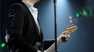 Texas star sharleen spiteri's house is haunted by old woman sell your haunted house is about a real estate agent and a con artist who team up to exorcise ghosts and evil auras from haunted properties. Baloise Session Schottische Band Texas Um Frontfrau Sharleen Spiteri Gibt Klar Den Ton An
