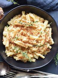 French Onion Soup Pasta Combines Two Comfort Food Dishes Into One Recipe Best Pasta Dishes Italian Recipes Authentic Pasta With Onions