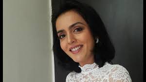 Priti Amin's Instagram, Twitter & Facebook