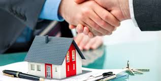 Pour devenir agent immobilier, on peut postuler en étant titulaire d'un bts profession immobilière, brevet professionnel professions immobilières en alternance ou via la formation continue. Comment Devenir Negociateur Immobilier Maformation