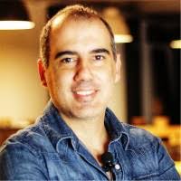 Roberto Calderon Email & Phone Number