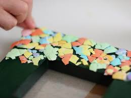 Arrange assorted sea glass pieces on top of the frame in the desired order or design. Eggshell Mosaic Frame A Handmade Gift Projects Art Craft Ideas
