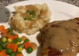 So that you can enjoy crunchy crust and lots of flavor! Recipe Of Homemade Pan Fried Chicken With Mashed Potatoes And Gravy Chicken Recipes Cf