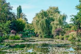 Then in 1893 he bought the land in front of his home and built a japanese style garden in the space. Giverny Claude Monet S Garden Just An Hour From Paris