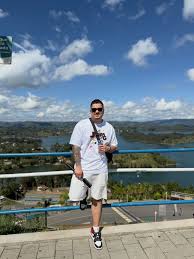 Jonathan A. Zuleta (@jzuleta11) • Instagram photos and videos