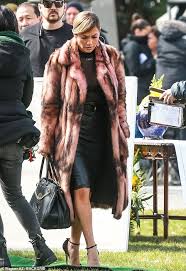 But when jennifer lopez's performance in hustlers failed to secure a nomination in the best supporting actress race, many longed to seek solace in reaction to lopez's snub, joseph longo (a writer and j. Jennifer Lopez And Constance Wu Weep Together As They Film An Emotional Funeral Scene For Hustlers Daily Mail Online