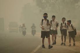 Malaysia juga tergolong antara negara paling terkesan dengan kehadiran asap jerebu yang tebal, puncanya daripada amalan pembakaran hutan. Gambar Jerebu Dahsyat Di Indonesia Kami Harap Malaysia Tak Akan Jadi Seteruk Ini