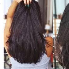 Voici Comment Utiliser L Huile De Ricin Pour Rendre Les Cheveux Epais Et Magnifiques Esprit Sante Epilation Naturelle Coiffure Cheveux Epais Pousse Des Cheveux