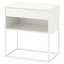 Mobel Einrichtungsideen Fur Dein Zuhause Ablagetisch Ikea Ablagetisch Nachttisch Ideen