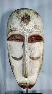 Maison De Ventes Aux Encheres En Ligne Catawiki Masque Africain Fang Gabon Masques Africains Art Africain Et Masque