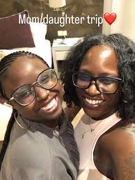 You already know I wasn't about to let the day go by without shouting out  my mini-me — HAPPY BIRTHDAY @soo.kenn! 🎉🎂🎁🎊 I'm beyond blessed to have  a daughter like you. Watching