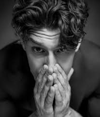 Editorial Model/Talent: @mizter_ross Myron Ross Photographer:  @kerilynnsanfelippo Retoucher: @kerilynnsanfelippo Location: Milwaukee, WI  Equipment: @canonusa Canon EOS R100, 1