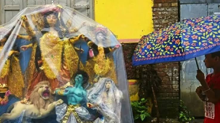 Kolkata Durga Puja Weather: Due To Deep Depression Heavy Rainfall, Thunderstorms Forecast in Kolkata, South Bengal Districts During Durga Puja 2026