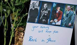 Those wishing to express their condolences are asked to do so in the safest way possible, and not to. Bpbykwexnd Obm