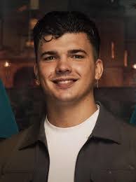 Tim Fielding's Instagram, Twitter & Facebook