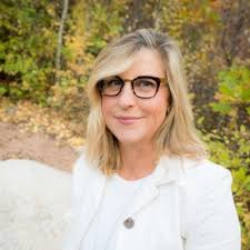 Today is a big day and I wanted to share some fantastic news. Lisa Mezoff… 