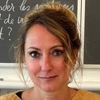 Marie Curto's Instagram, Twitter & Facebook