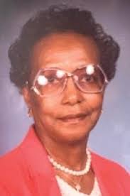 Karen Bolling's Instagram, Twitter & Facebook