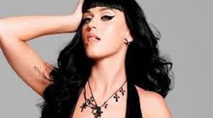 Il padre di Katy Perry: "ho una figlia indemoniata"