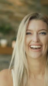 Will you please accept my FICO score? 🌹, 🚀 @experian, 👱‍♀️  @rachel.brazeal, 👩🏻 @cassmvaldez, 🎥 @legendarymediahouse, Link in bio ,  #TheBachelorette, #BachelorNation