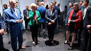 Wir halten sie hier auf dem laufenden: Zyynykvfau3ibm
