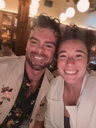 Did an impromptu acro winter shoot with the multi-talented @wavetone.studio 