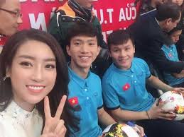 Những Hoa hậu, Á hậu cuồng nhiệt với bóng đá, thêm danh sách Hoa hậu Khánh  Vân