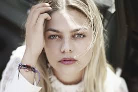 La page numero 1 sur l'actu de louane emera actualité, photos, vidéos, concerts Louane Start
