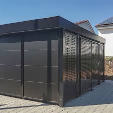 Gerade Neu Aufgebaut Einhausung Fur Fahrrader Und Mulltonnen Ausstattung Mit Schiebeture Und Integrierten Fahrradstandern Seitli In 2020 Outdoor Decor Carport Decor